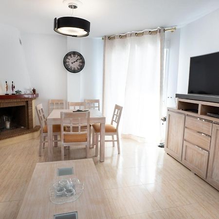 Marina Bella 1F Menyber Daire Nerja Dış mekan fotoğraf