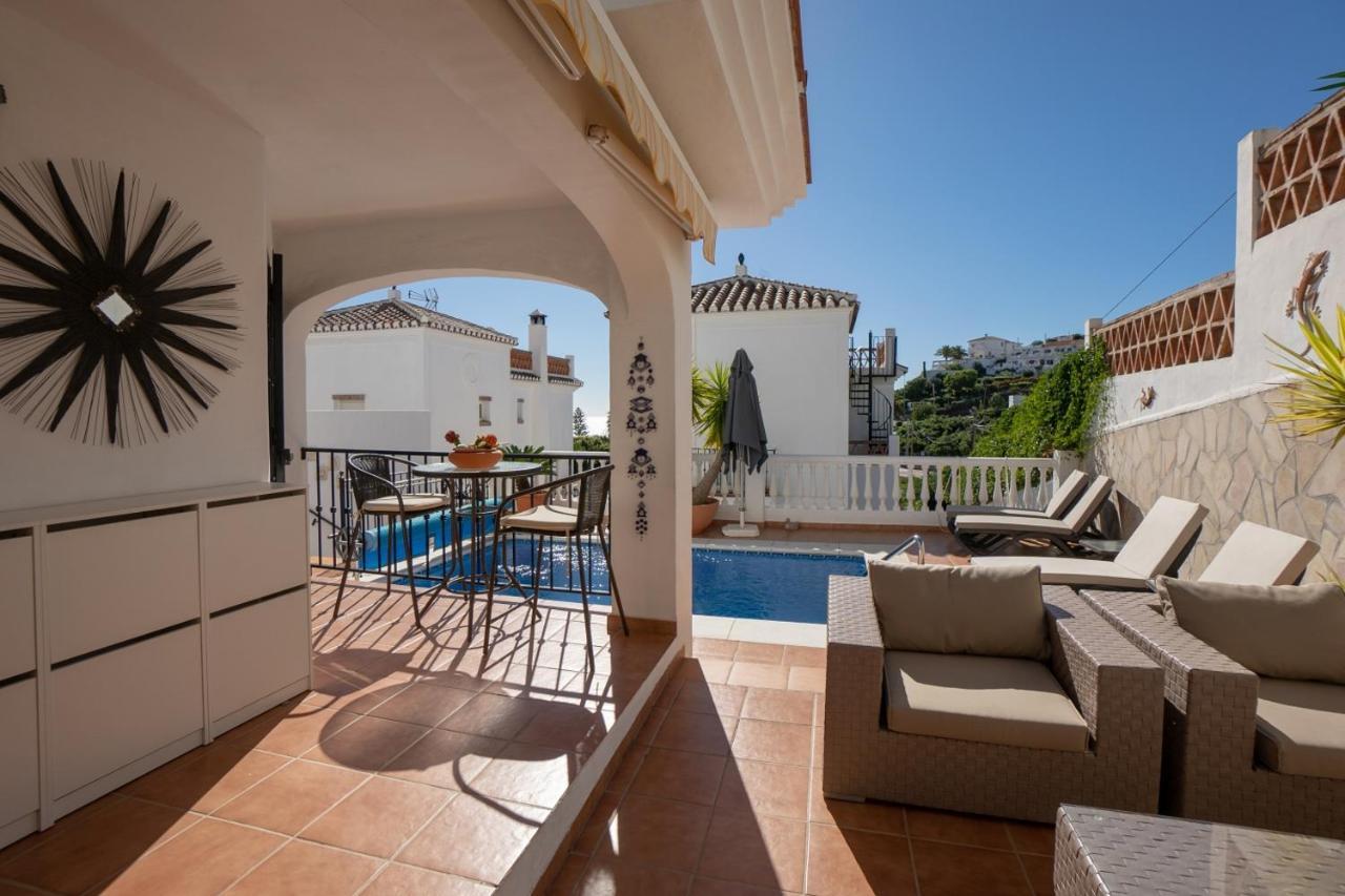 Marina Bella 1F Menyber Daire Nerja Dış mekan fotoğraf