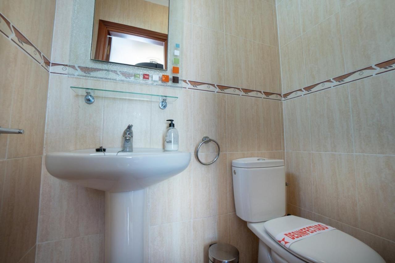 Marina Bella 1F Menyber Daire Nerja Dış mekan fotoğraf